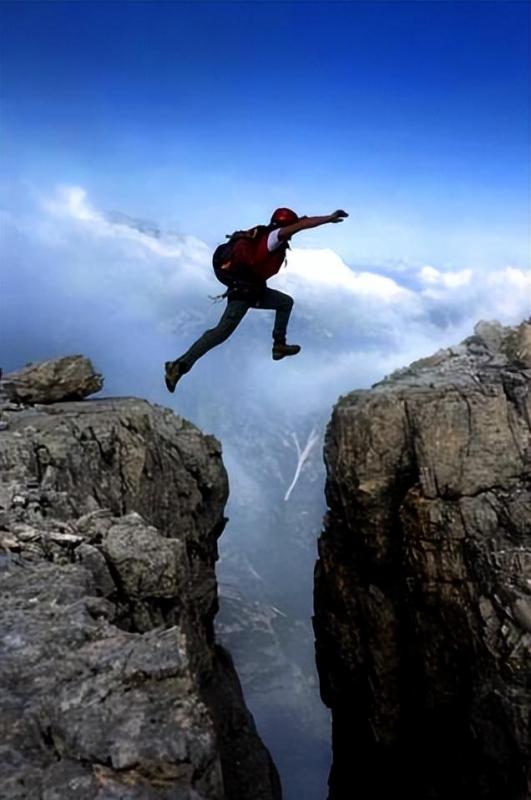 世道艰辛,困难重重,人生再大的风雨,都要自己扛,自己面对! 第3张 世道艰辛,困难重重,人生再大的风雨,都要自己扛,自己面对! 第3张